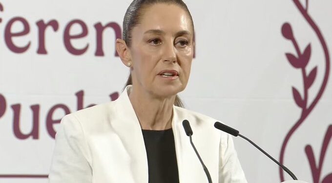 Sheinbaum niega recesión, destaca inversión y defiende reformas judiciales en mañanera del 24 abril