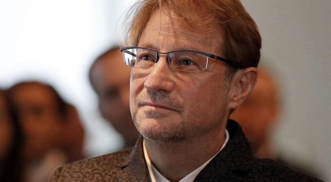 Israel aprueba extradición de Andrés Roemer a México por delitos sexuales
