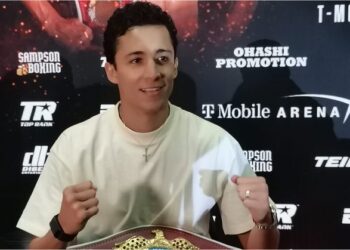 Rafael ‘Divino’ Espinoza defenderá su título OMB ante Edward Vázquez en Las Vegas