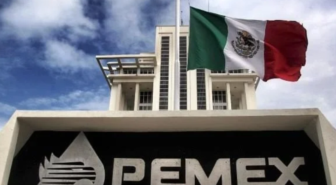 Pemex mantiene deuda millonaria: sólo ha pagado una tercera parte a proveedores