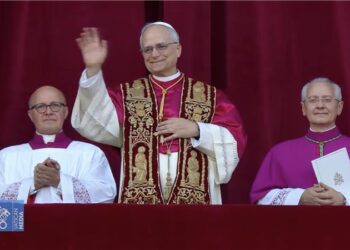 El cardenal Robert Francis Prevost fue elegido como nuevo papa y adoptará el nombre de León XIV