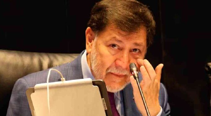 Viaje de Fernández Noroña costó 157 mil pesos; Senado solo cubrió 91 mil