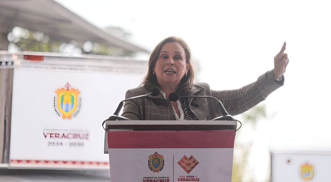 Gobierno de Veracruz denuncia desvío de más de 1,600 millones en Salud
