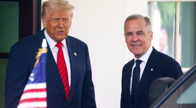 Trump anticipa renegociación del T-MEC en 2026 y advierte posible salida