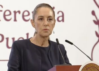 Sheinbaum aborda seguridad, educación y soberanía en la mañanera del 15 de mayo
