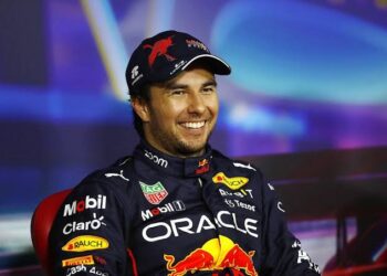 ‘Checo’ Pérez negocia su regreso a la F1 con Mercedes, Cadillac y Alpine