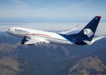 Aeroméxico y sobrecargos mantienen negociaciones salariales; se acerca fecha límite para evitar huelga