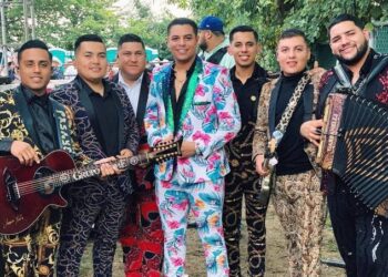 Grupo Firme cancela concierto en EE.UU. por revisión de visas