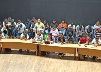 Docentes de la Sección 22 acuerdan levantar paro y regresar a clases tras votación cerrada