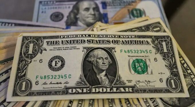 Remesas marcan récord histórico en México pese a política migratoria de Trump