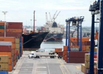 México cae al décimo lugar en exportaciones globales pese a incremento del 4%