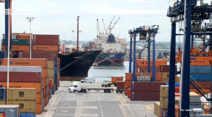 México cae al décimo lugar en exportaciones globales pese a incremento del 4%