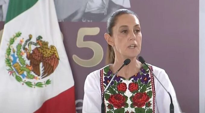 Sheinbaum condena redadas en EU y exige trato digno para migrantes mexicanos