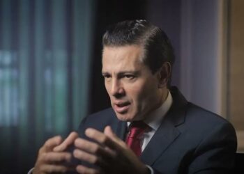 Enrique Peña Nieto defiende el NAIM en documental sobre su cancelación