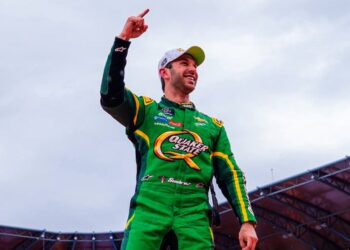Daniel Suárez gana con remontada histórica en CDMX; Regina Sirvent avanza hacia la élite de NASCAR