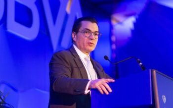 BBVA urge a digitalizar la economía y formalizar Pymes con el Plan México
