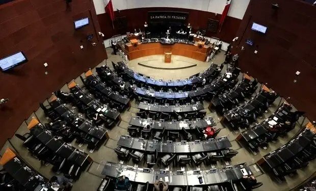 Senado avala reforma que divide funciones del IFT en tres órganos