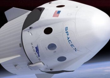 Elon Musk confirmó que la cápsula Dragon seguirá operando