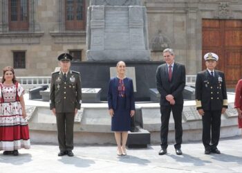 Sheinbaum conmemora 700 años de Tenochtitlán con llamado a erradicar el racismo