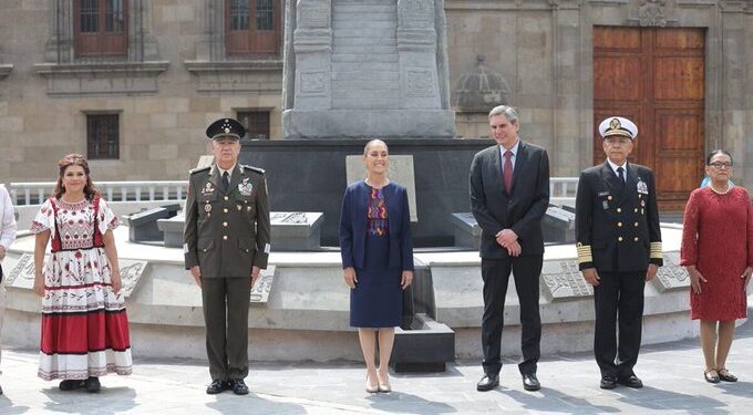 Sheinbaum conmemora 700 años de Tenochtitlán con llamado a erradicar el racismo
