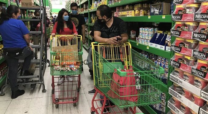 Baja 3.81% el precio de la canasta básica en México, informa Profeco