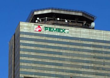 Gobierno lanza plan financiero para rescatar a Pemex