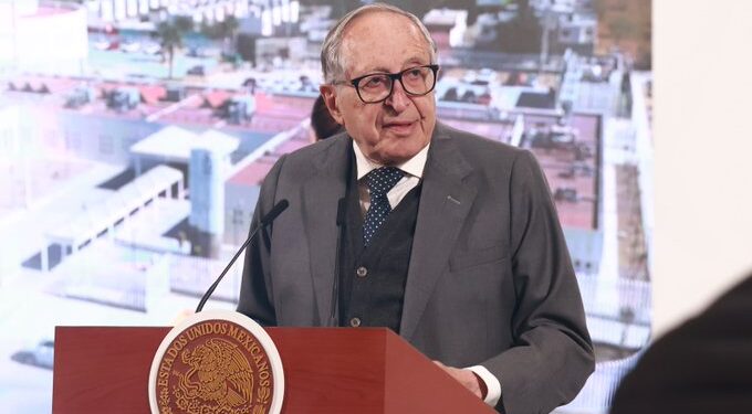 Nuevos hospitales, abasto garantizado y distribución nacional de medicamentos en 2025