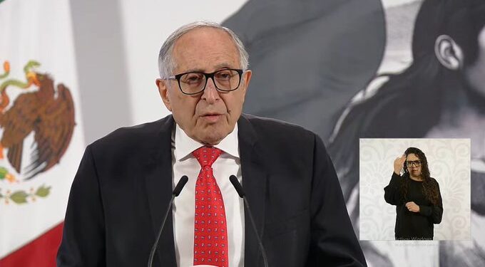 Salud descarta riesgo por vacunas; prevé controlar sarampión en noviembre