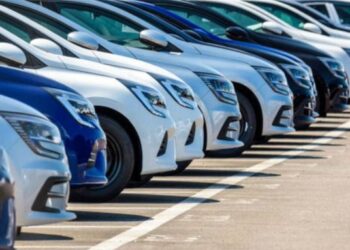 Disminuyen exportaciones de autos ligeros en México en el primer semestre de 2025