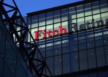 Fitch degrada y deja de calificar a CIBanco, Intercam y Vector por alto riesgo financiero
