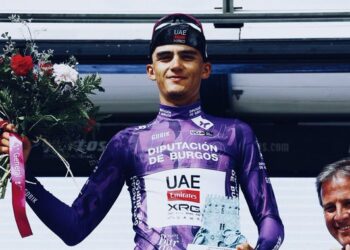 Isaac del Toro se corona en la Vuelta a Burgos y marca un hito para México