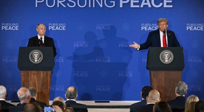 Trump y Putin dialogan en Alaska sin resultados claros