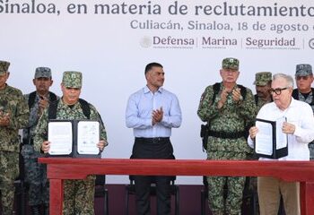 Refuerzan seguridad en Sinaloa con 100 patrullas nuevas y capacitación militar