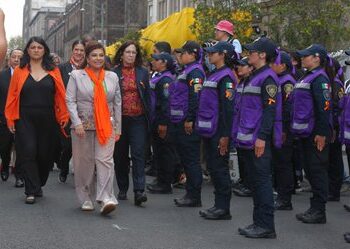 Clara Brugada presenta policía especializada contra violencia de género en CDMX