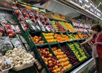 Inegi registra alza en la canasta alimentaria: más cara en ciudades que en zonas rurales