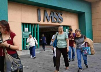 Filtran datos personales y médicos de pensionados del IMSS en la dark web