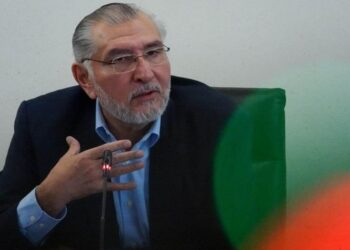 Sheinbaum pide a Adán Augusto López aclarar 79 mdp; el senador lo niega