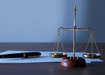 Reforma a la Ley de Amparo divide al Senado: críticas y defensas en audiencias