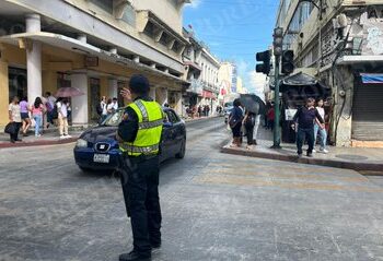 Apagón masivo deja sin luz a la Península de Yucatán; CFE trabaja en restablecer servicio