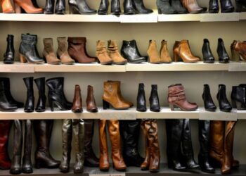 México fija cuotas compensatorias al calzado importado de China por prácticas desleales