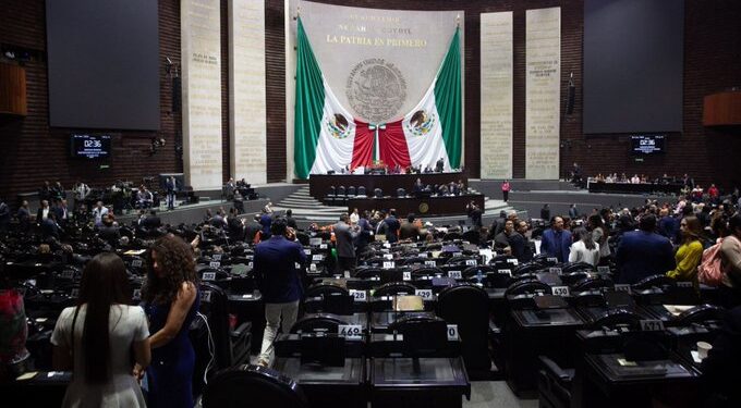 Disciplina fiscal y respaldo social marcan el Paquete Económico 2026