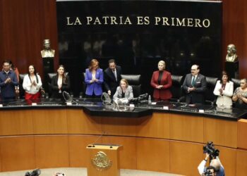 Senado aprueba calendario: 32 sesiones y puente patrio en el primer periodo