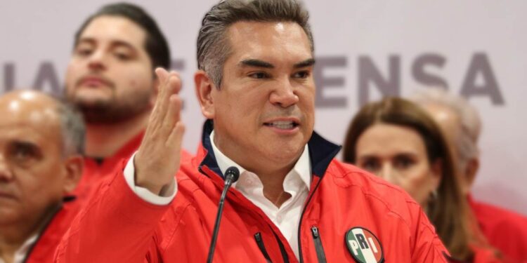 Senado remueve a Alito Moreno de la Comisión de Marina y coloca a Carlos Lomelí