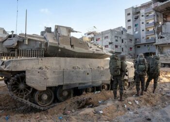 Israel intensifica su ofensiva y entra con tanques a la ciudad de Gaza