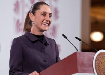 Sheinbaum presenta proyecto tecnológico en Querétaro y habla de economía y repatriaciones