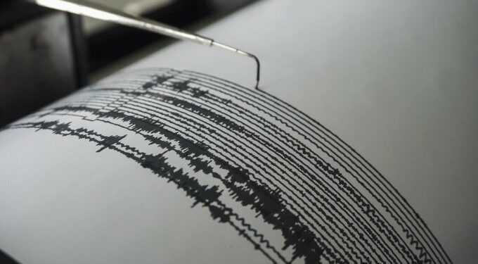 Terremoto de magnitud 7.6 sacude Filipinas; autoridades levantan alerta de tsunami