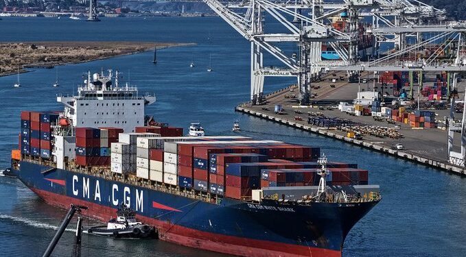 EU impone arancel del 100% a China y agrava el conflicto por las tierras raras