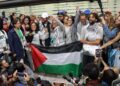 Llegan a México los seis activistas detenidos en Israel; denuncian tortura y agradecen apoyo