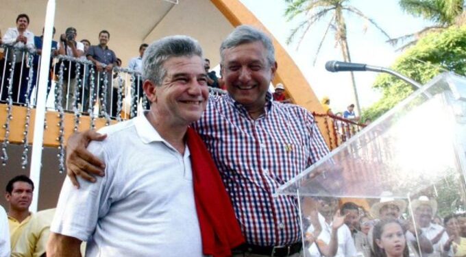 José Ramiro López Obrador defiende la legalidad de sus 13 ranchos y dice que todo está declarado