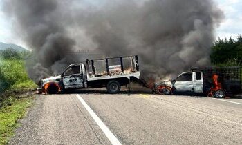 Operativo en Chiapas provoca narcobloqueos y quema de vehículos